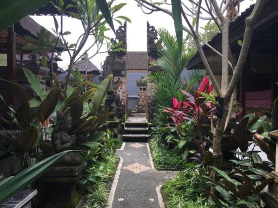 Dewi Antara Homestay Ubud Eksteriør billede